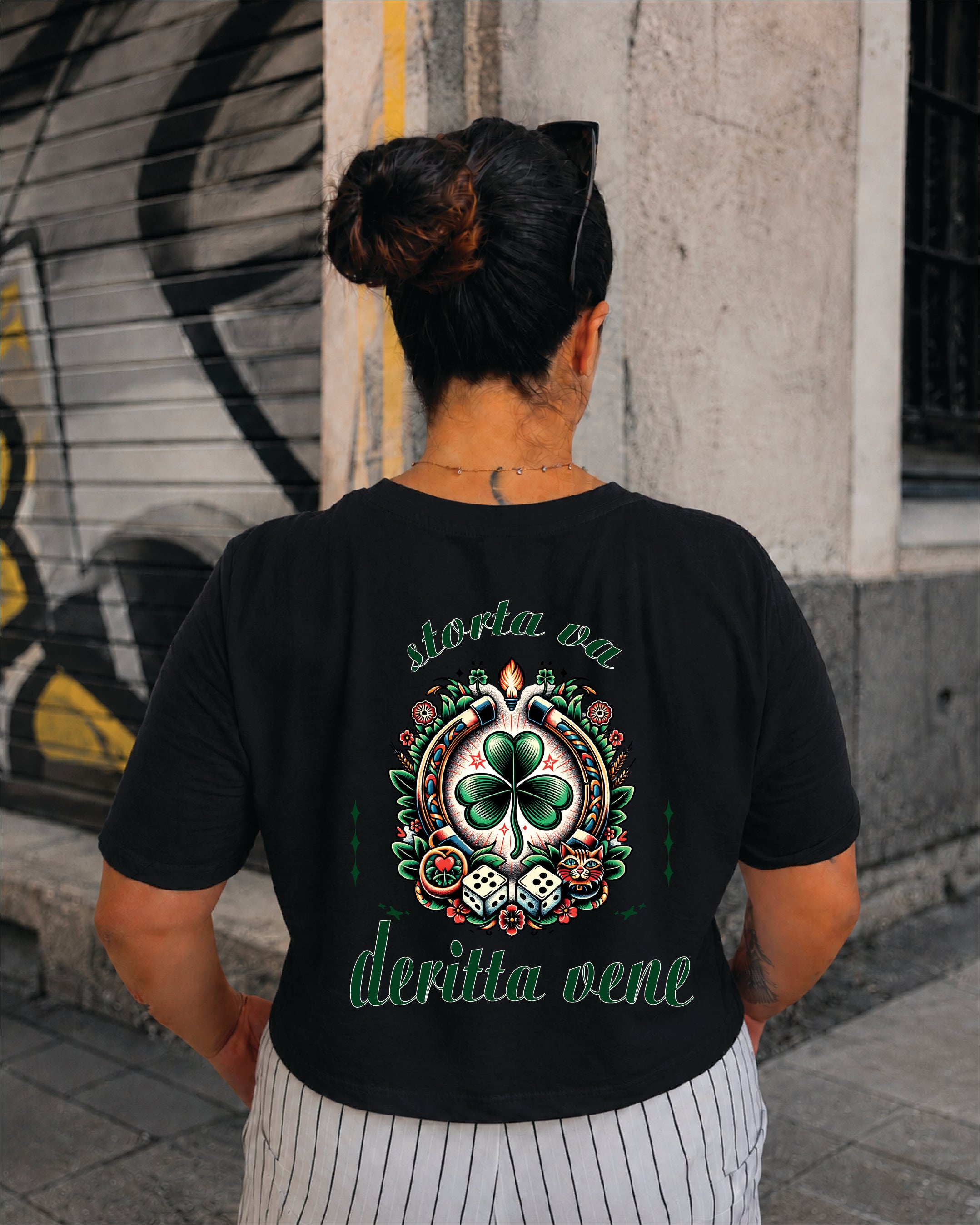 T-shirt Crop Donna " Storta va, deritta vene"