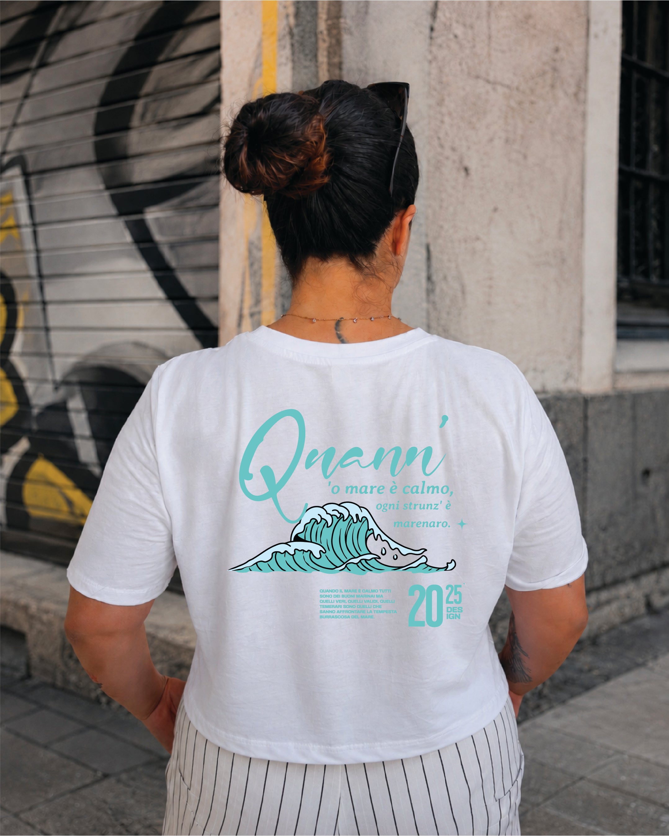 T-shirt Crop Donna "Quann ' o mar è calmo"